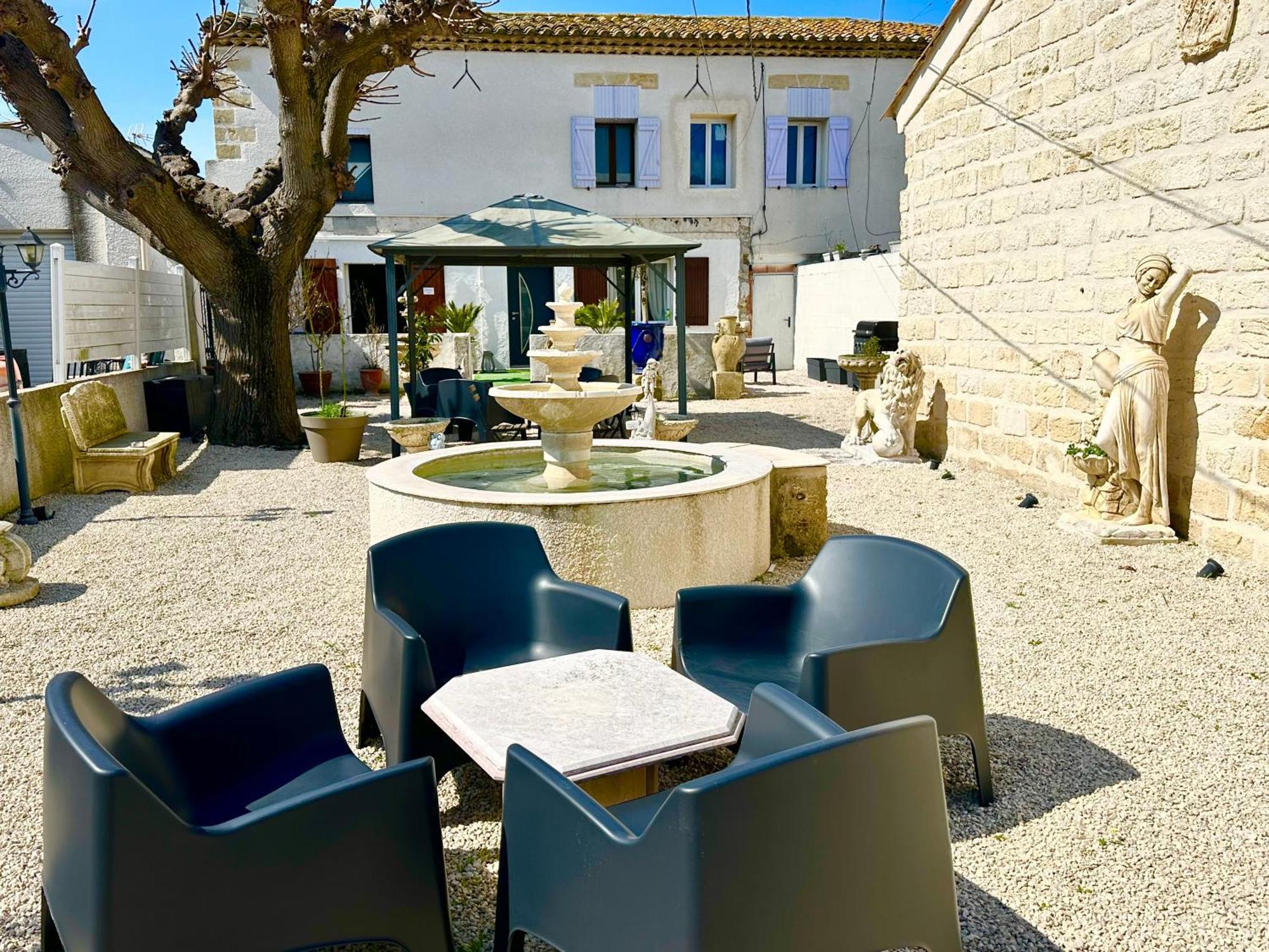 Les Appartements Du Mas - Emeraude Aigues-Mortes Ngoại thất bức ảnh